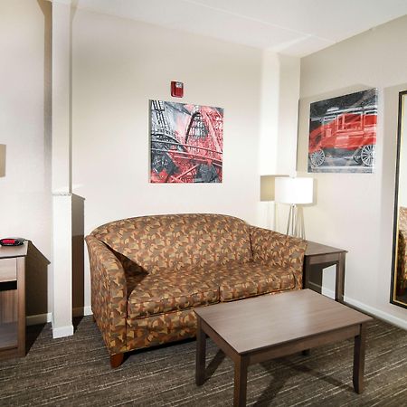 Best Western Plus Sandusky Hotel & Suites Ngoại thất bức ảnh